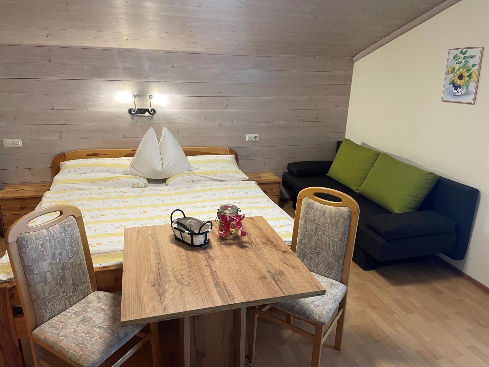 Bed and Breakfast Schnoellhof Санкт-Мартин-ам-Тенненгебирге Экстерьер фото