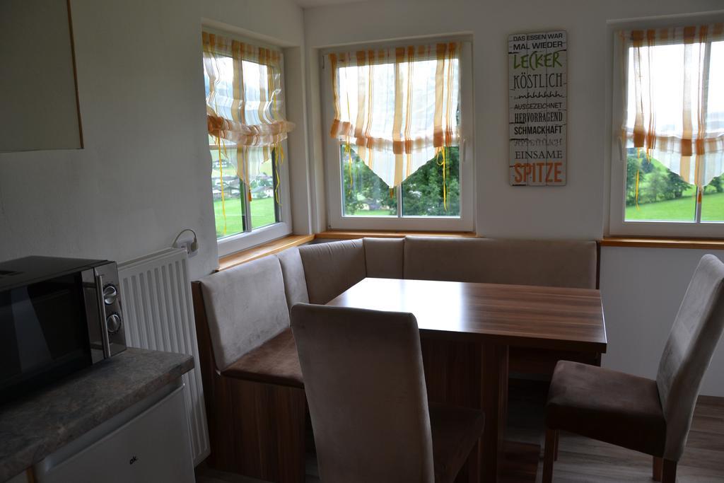 Bed and Breakfast Schnoellhof Санкт-Мартин-ам-Тенненгебирге Экстерьер фото